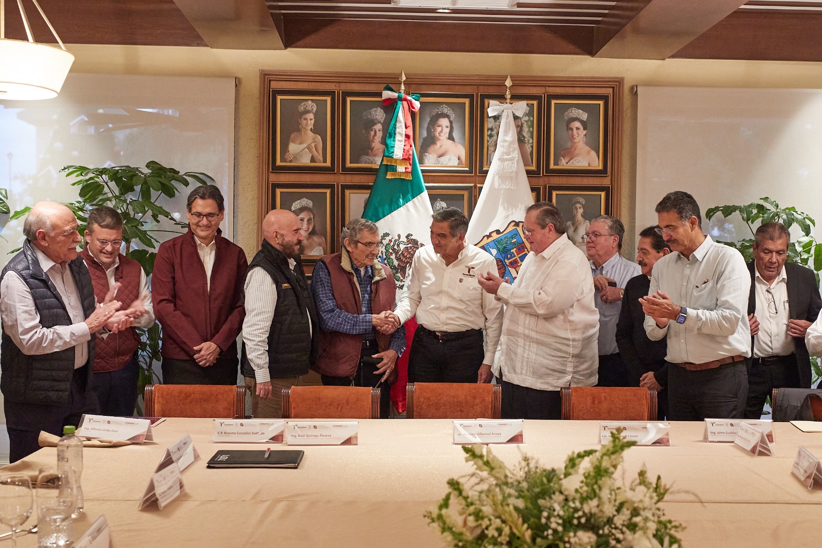 Presenta Américo proyecto del Dique El Moralillo