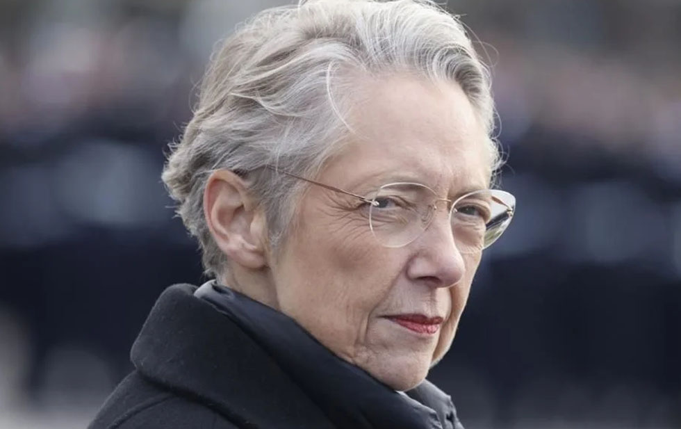Renuncia Premier francesa tras tensiones por migración