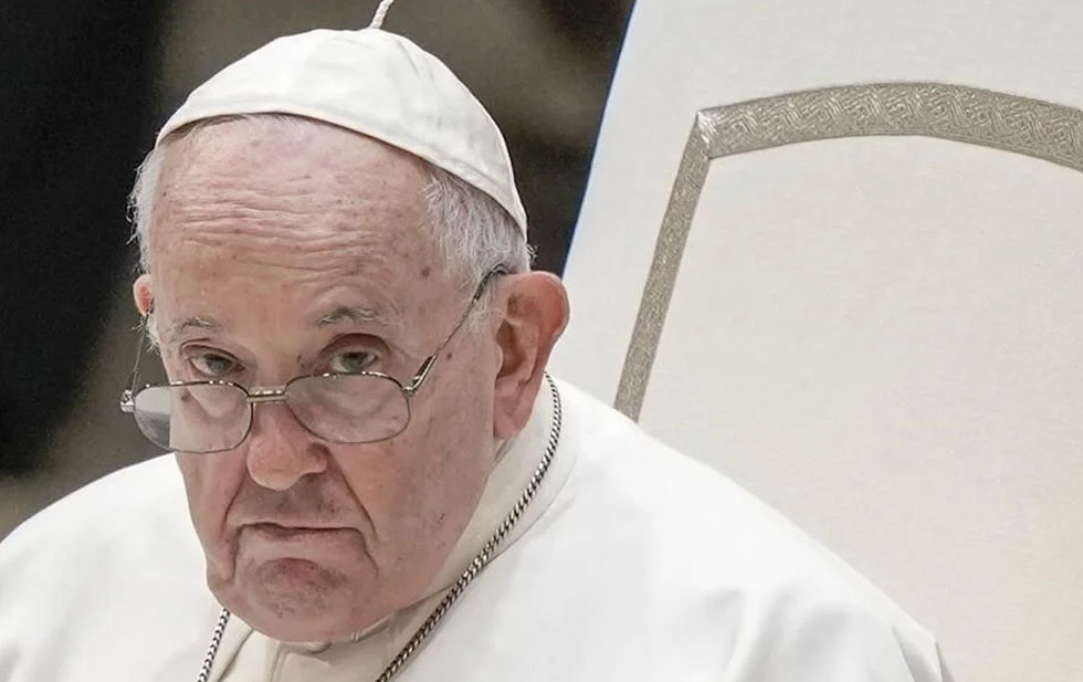 Pide Papa Francisco prohibir vientres de alquiler