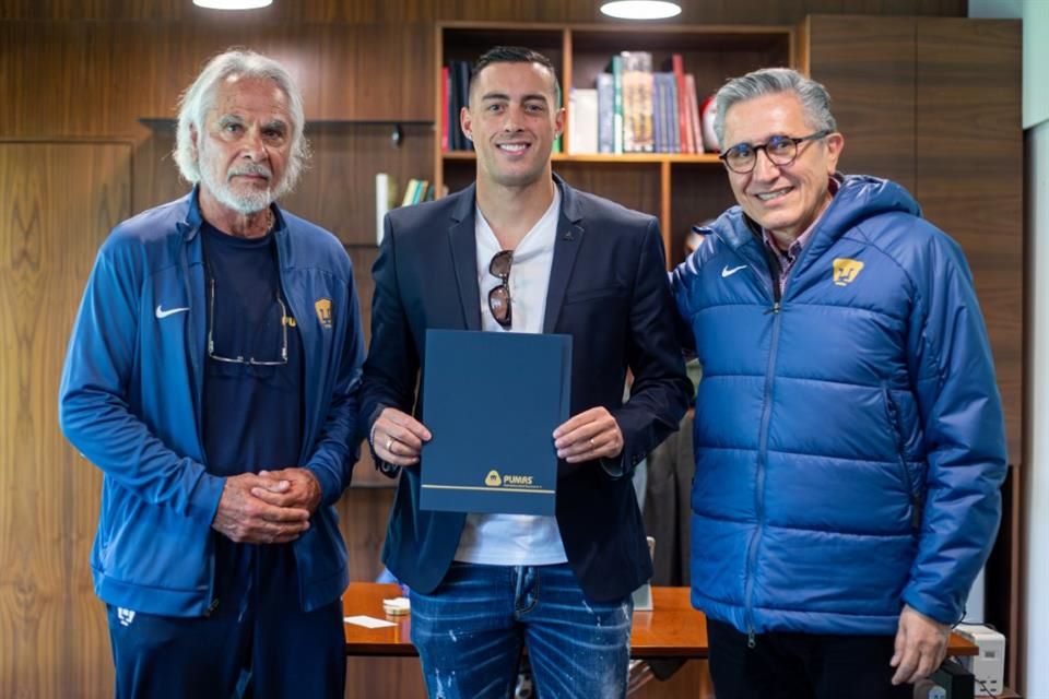 Funes Mori pasa exámenes médicos y firma con Pumas