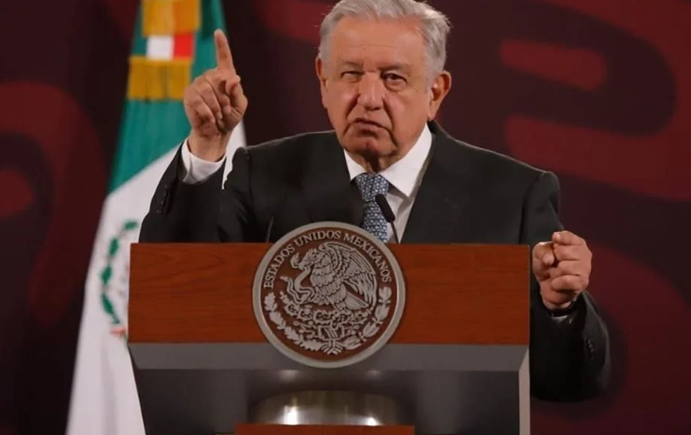 Plantea AMLO que Gobierno administre y aporte a pensiones