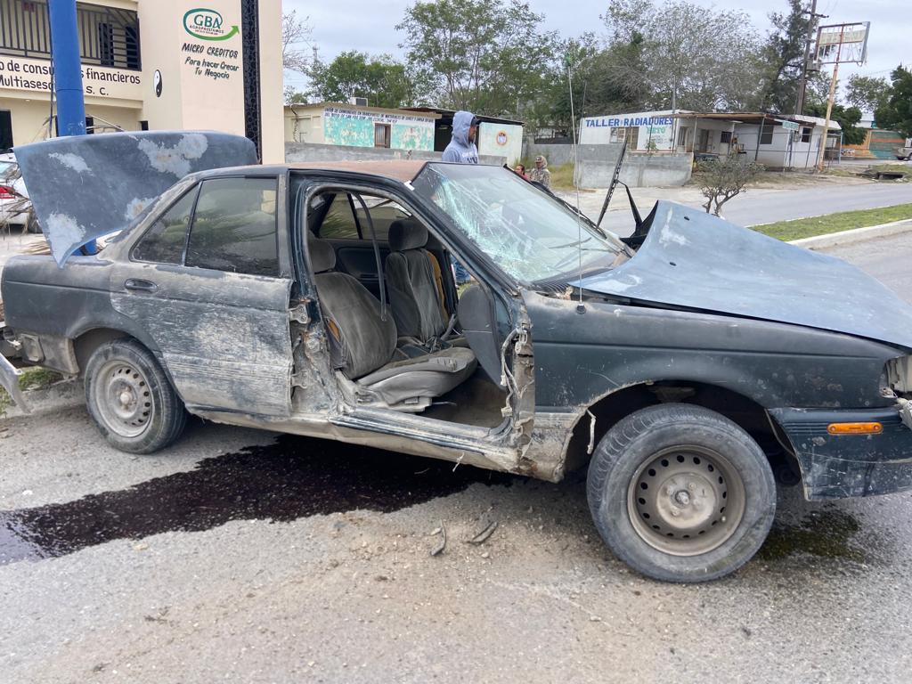 Menores dejan daños cuantiosos al impactarse en la salida a Matamoros en San Fernando