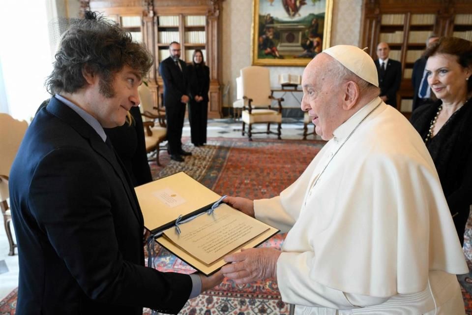 Se reúne Milei con el Papa Francisco