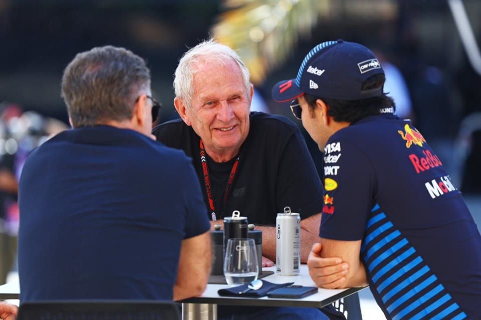 Helmut Marko da la clave para que Checo renueve con Red Bull