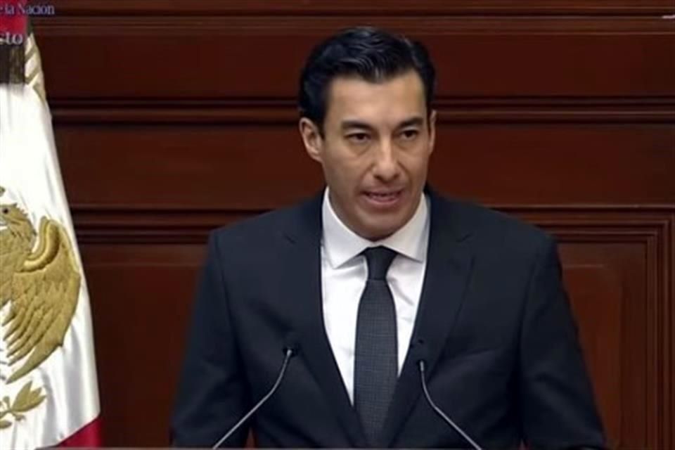 Recibe Corte a consejero y defienden independencia