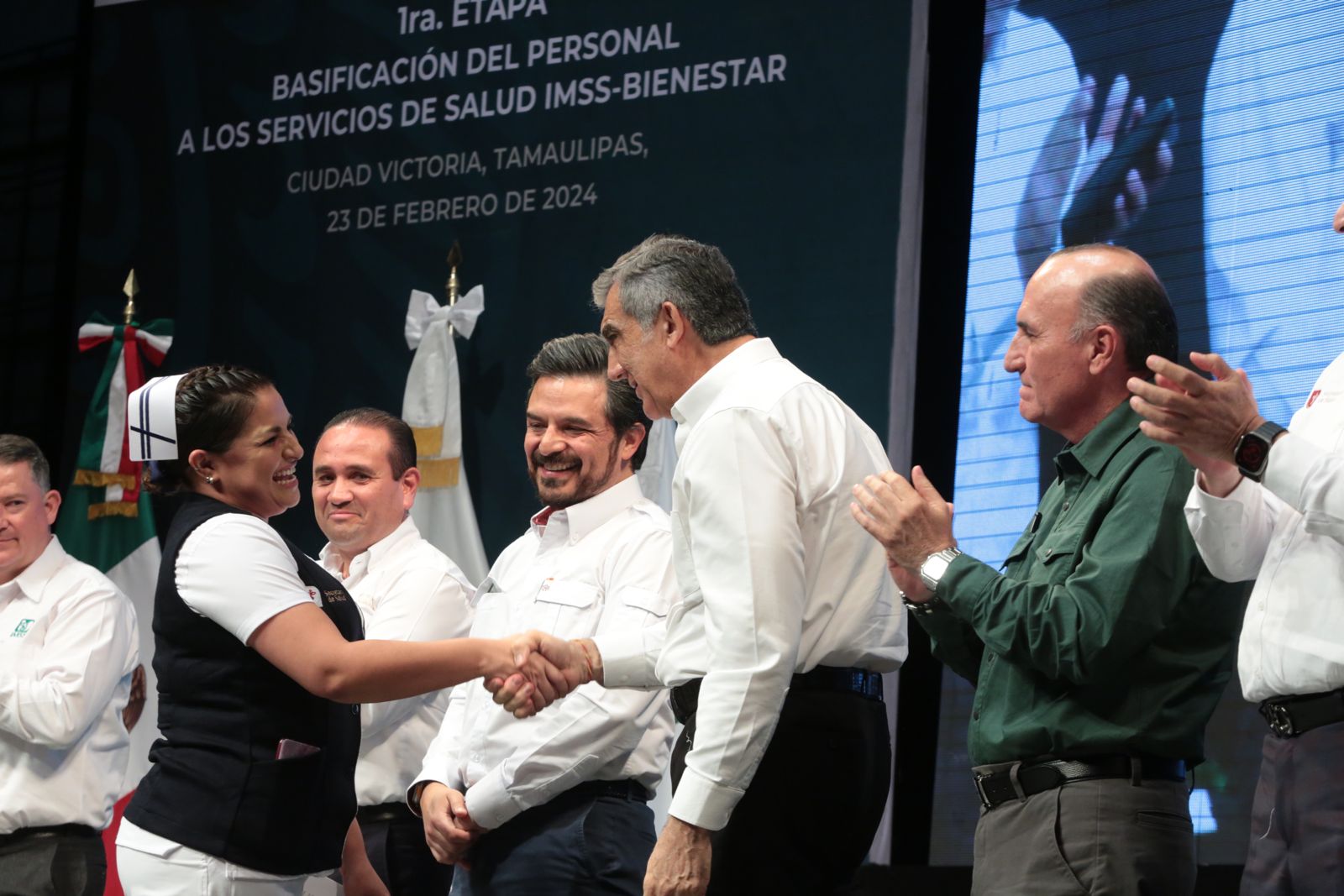 Se hace justicia en Tamaulipas, basifican a 915 trabajadores del sector salud
