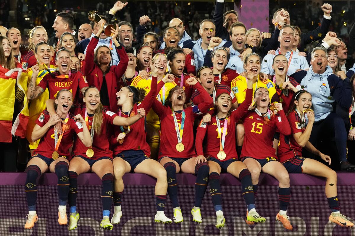 ¡España se coloca como campeon de la liga femenil!