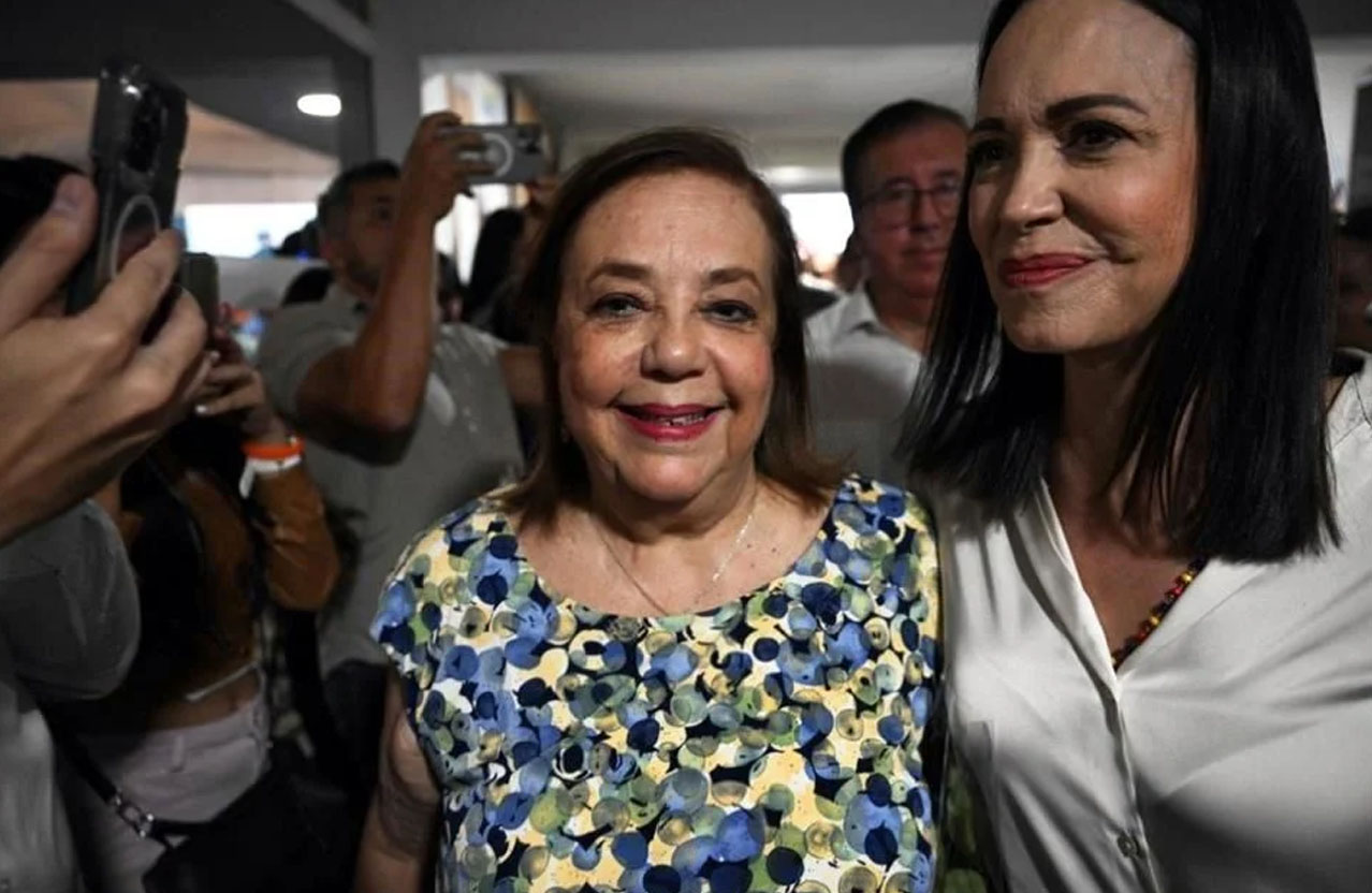 Denuncian ‘maniobra’ para evitar postular a rival de Maduro