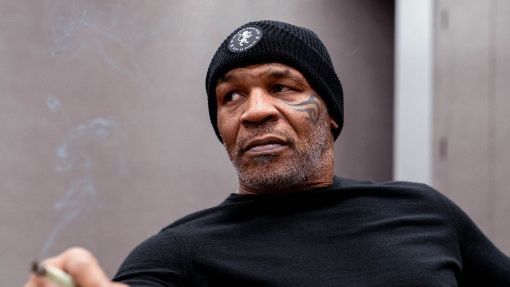 Canelo responde al ataque de Mike Tyson