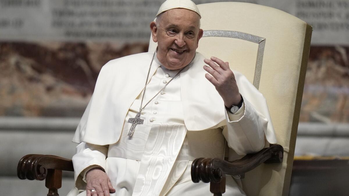 El Papa Francisco le recomienda a Ucrania rendirse
