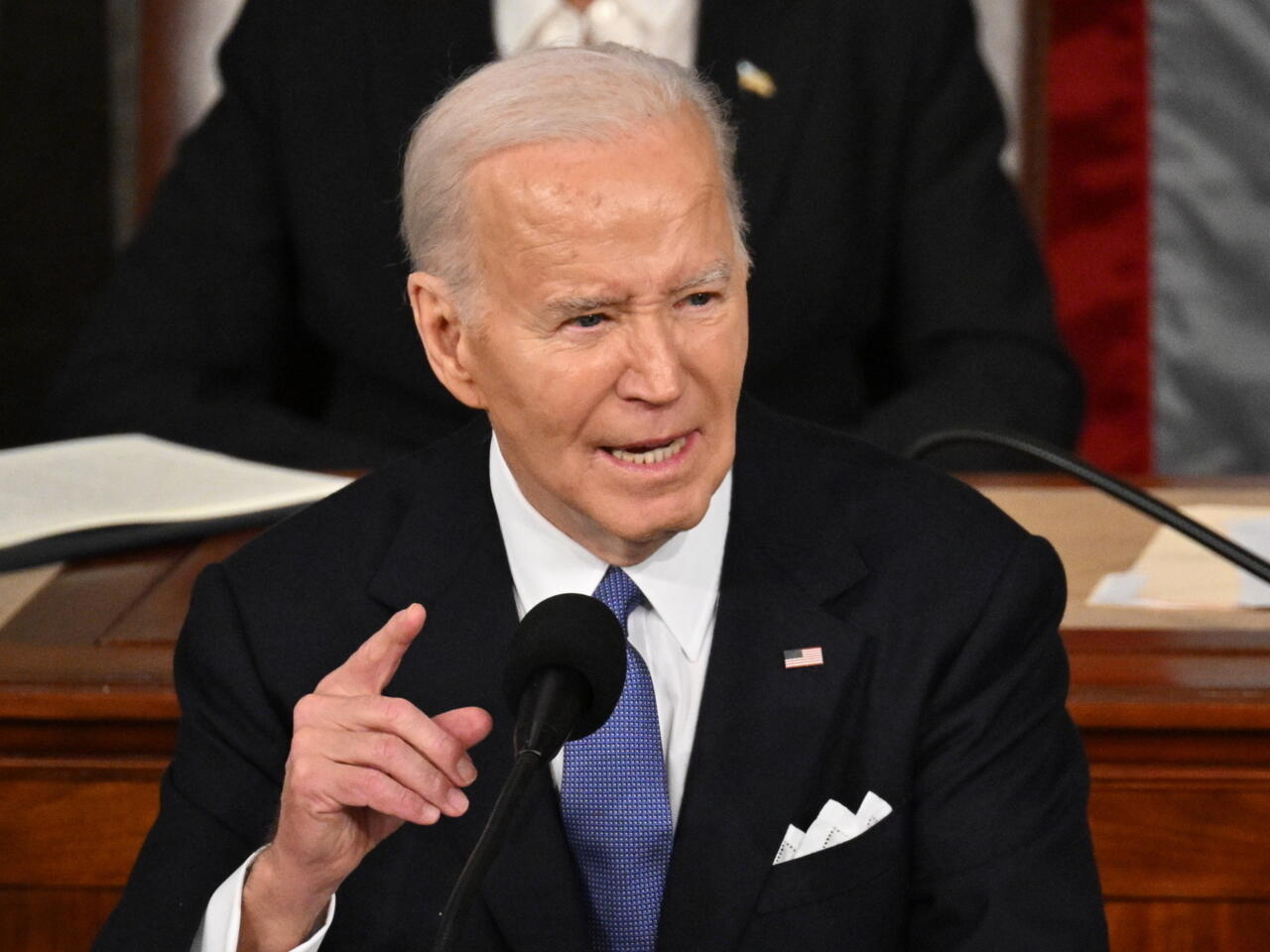 Pide Biden apoyo en su propuesta hacia la frontera