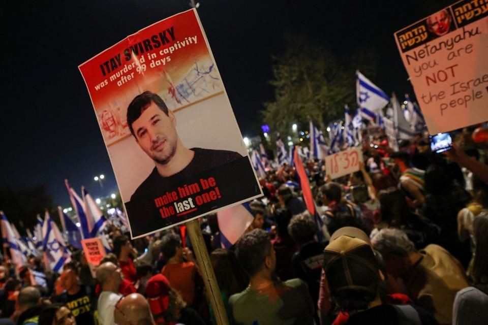 Realizan israelíes mayor protesta contra Netanyahu y guerra