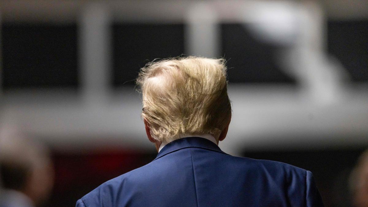 Amenaza de cárcel a Trump por violar orden de silencio