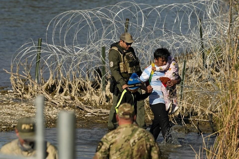 Debe Patrulla Fronteriza atender a niños migrantes en EU
