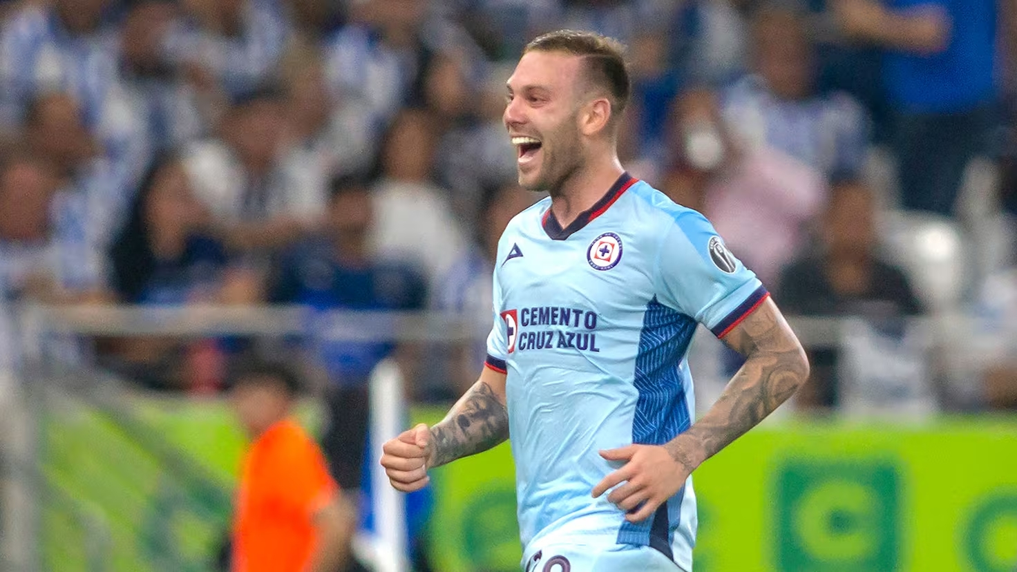 Obtuvo Cruz Azul victoria frente a Monterrey en el partido de ida en semifinales