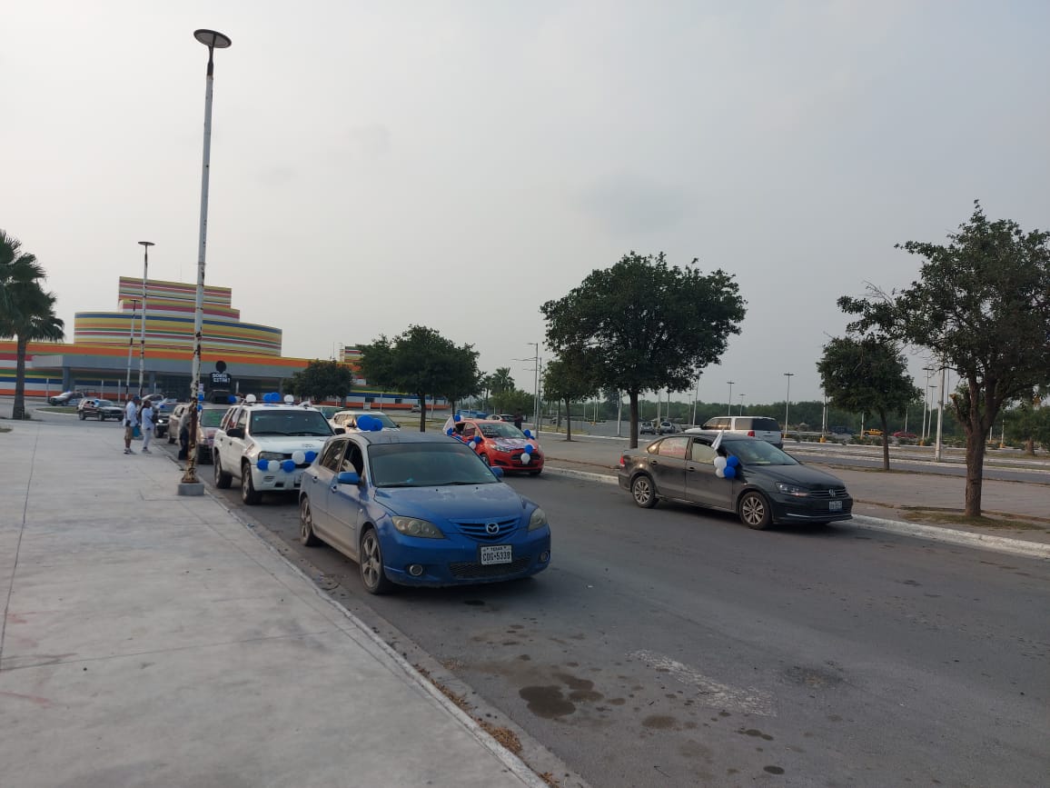 Madres buscadores de hijos desaparecidos realizaron caravana y misa