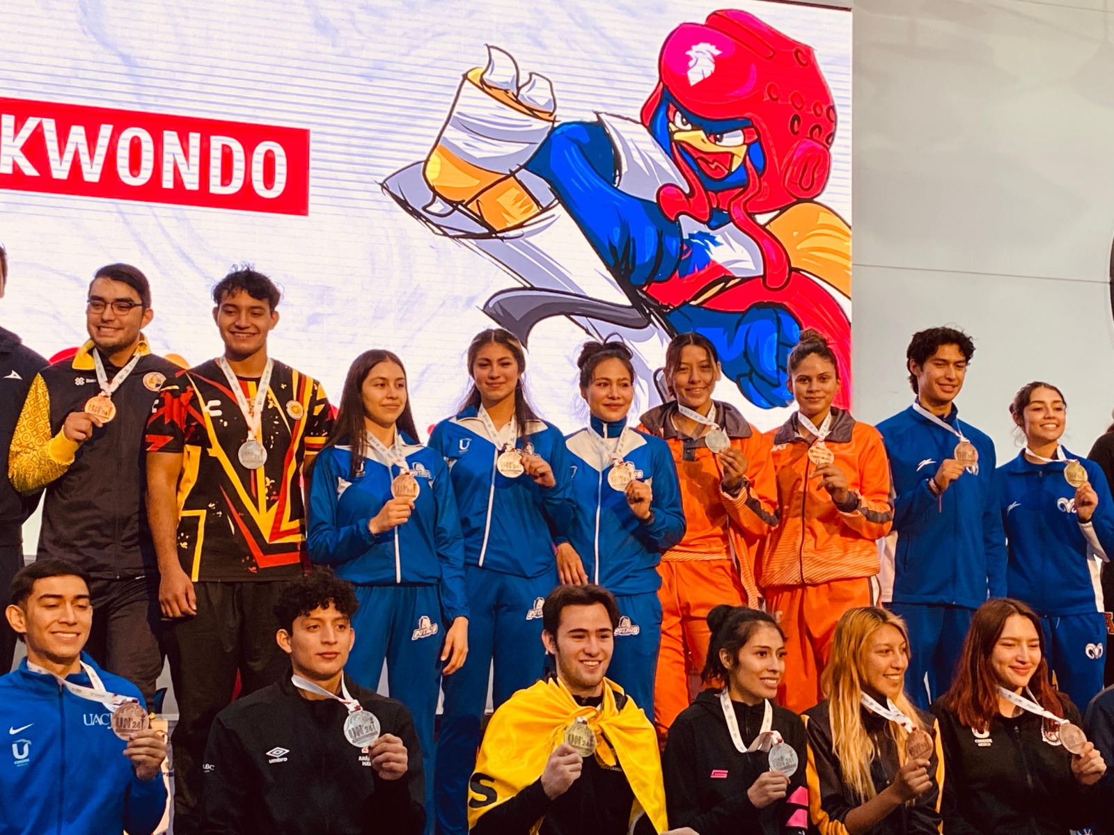 Con plata y bronce cierra Taekwondo de la UAT en Universiada Nacional