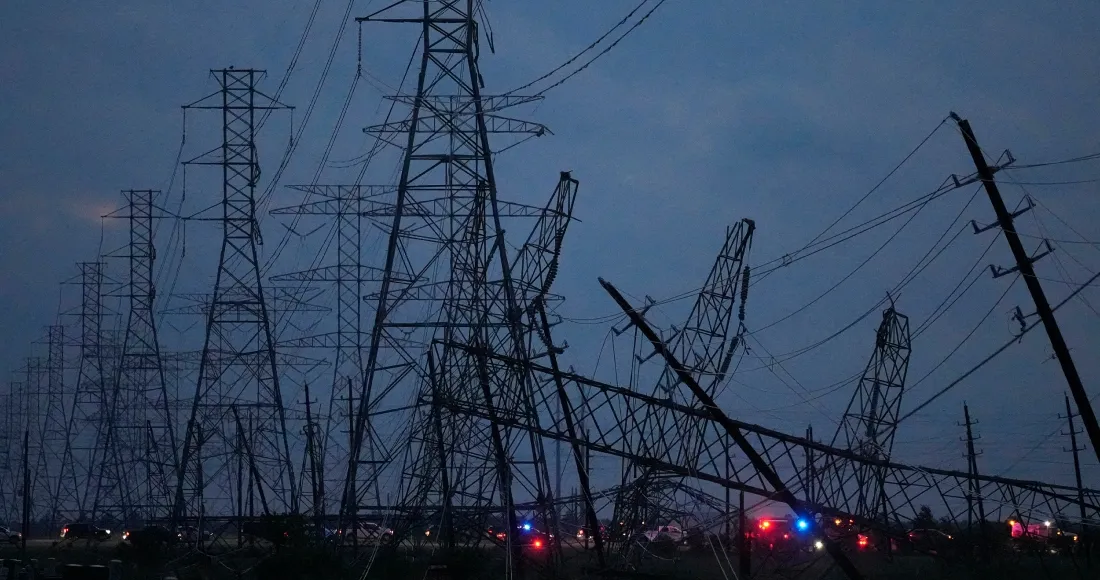 Tormenta en Texas ha arrasados con la electricidad de 900 mil habitantes