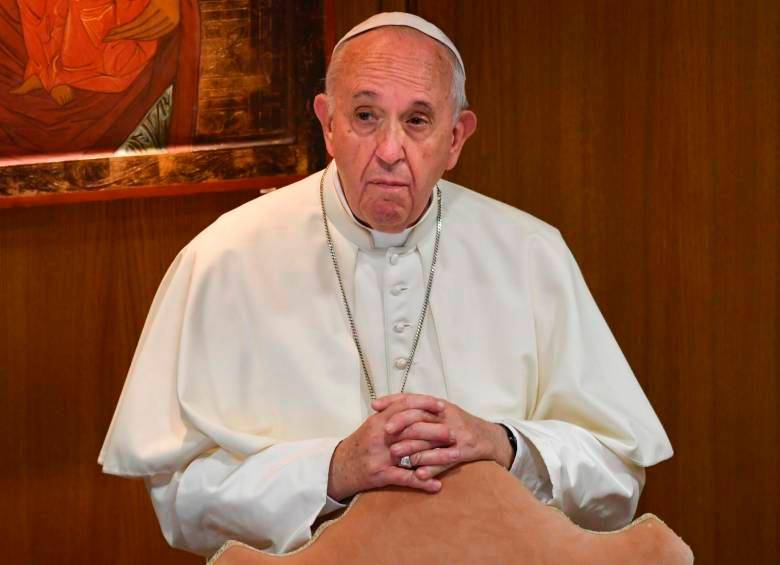 Papa Francisco pide disculpas tras polémico comentario homofóbico