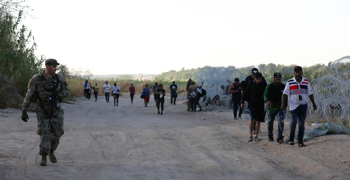 Luisiana admite ley de migración similar a Texas