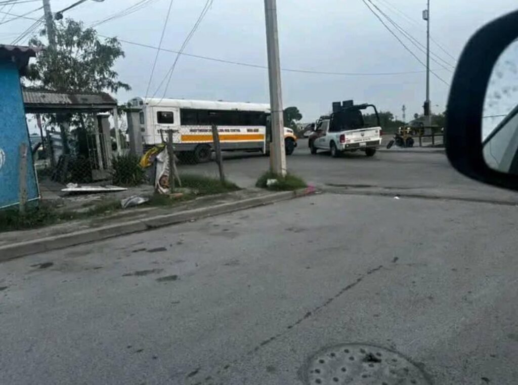 Reportan bloqueos por balacera en Matamoros