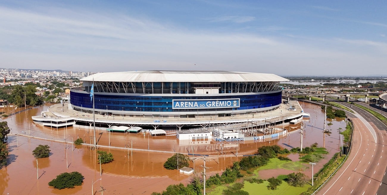 Difunden imágenes de estadios en Brasil tras caóticas inundaciones