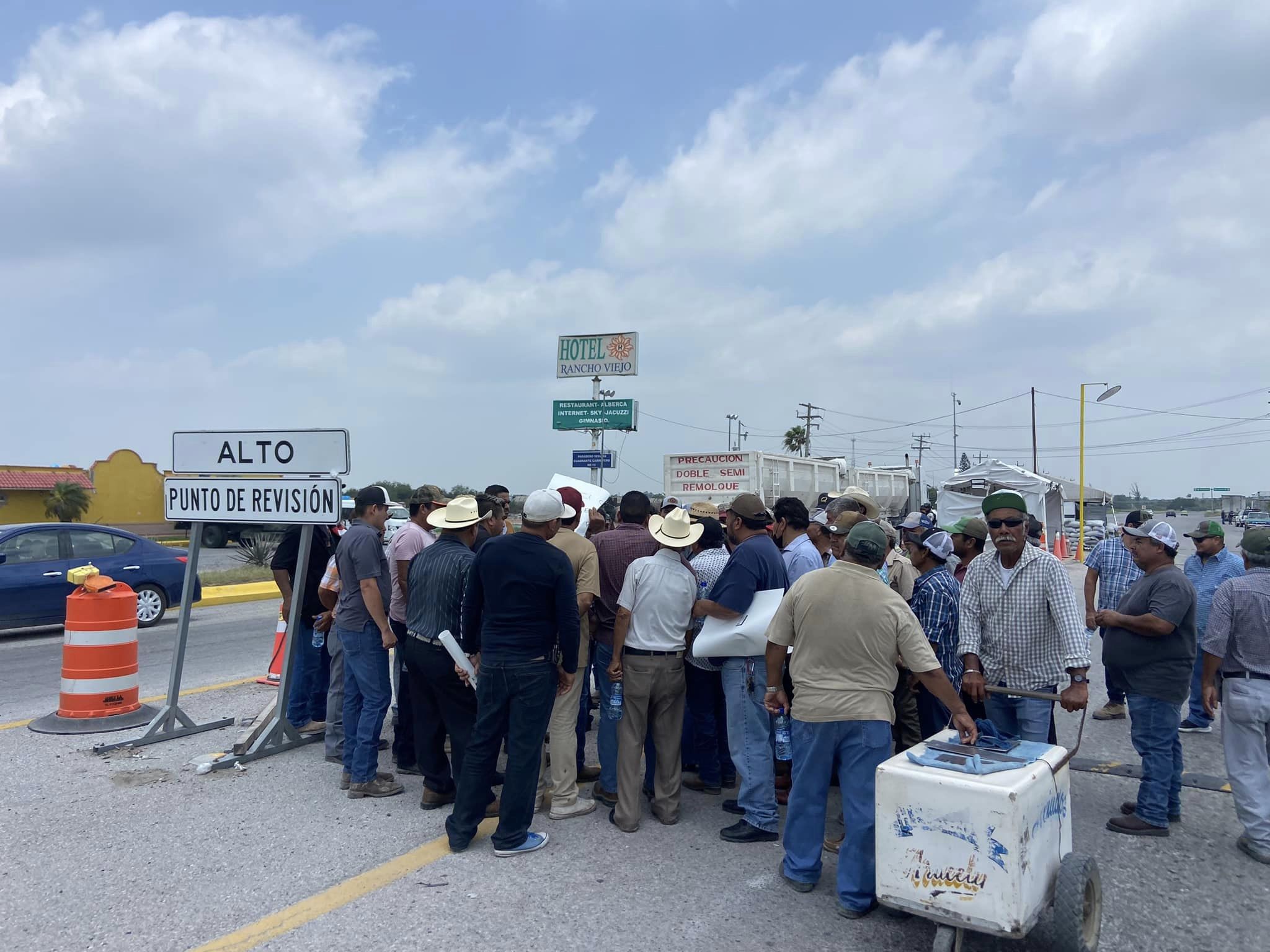 CONTINÚAN SIN RECIBIR APOYO SORGUEROS DE TAMAULIPAS