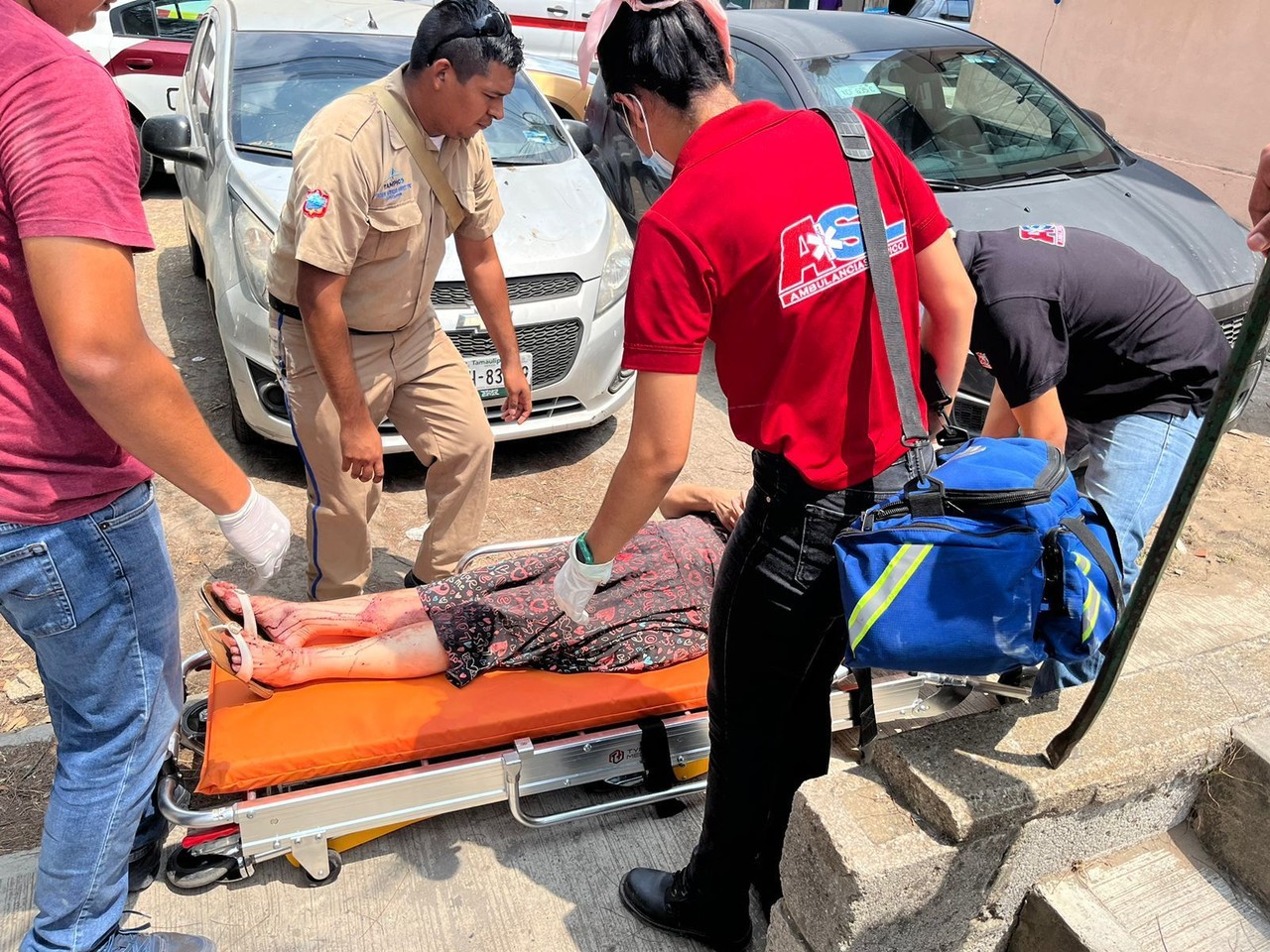 JOVEN CON ESQUIZOFRENIA ATACÓ A SU ABUELA CON UN ARMA BLANCA Y LA ENCIERRA PARA HUIR