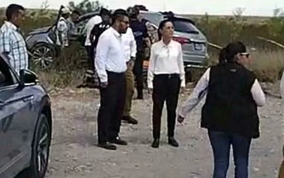 Vehículo de convoy de Sheinbaum fue ‘embestido’