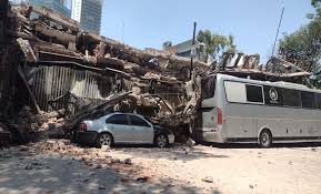 Se derrumba edificio “El Patio” en CDMX