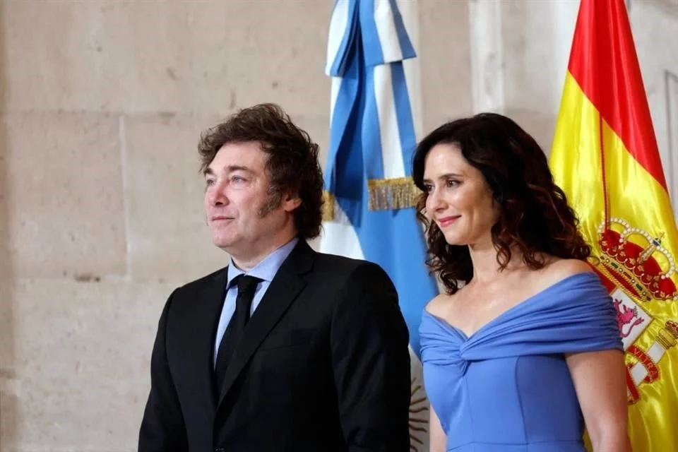 Milei vuelve a Madrid en medio de crisis diplomática
