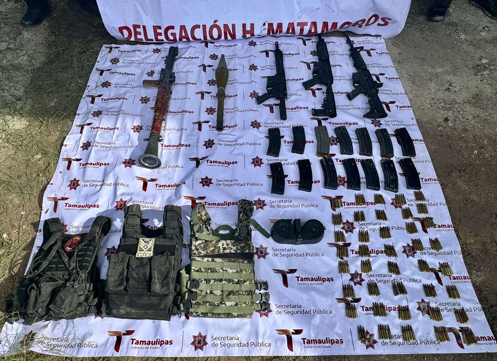 IMPORTANTE ASEGURAMIENTO DE ARMAS Y UN VEHÍCULO EJECUTA LA GUARDIA ESTATAL EN VALLE HERMOSO