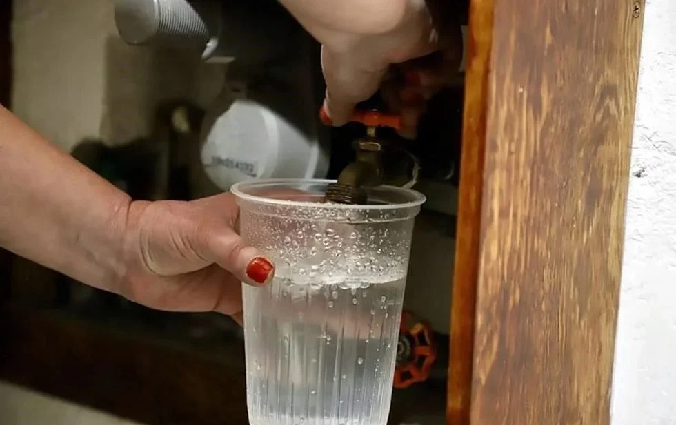 Agua sucia y con mal olor a sur de Tamaulipas