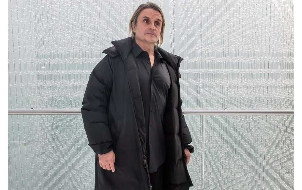 Va Nacho Cano contra ex becaria