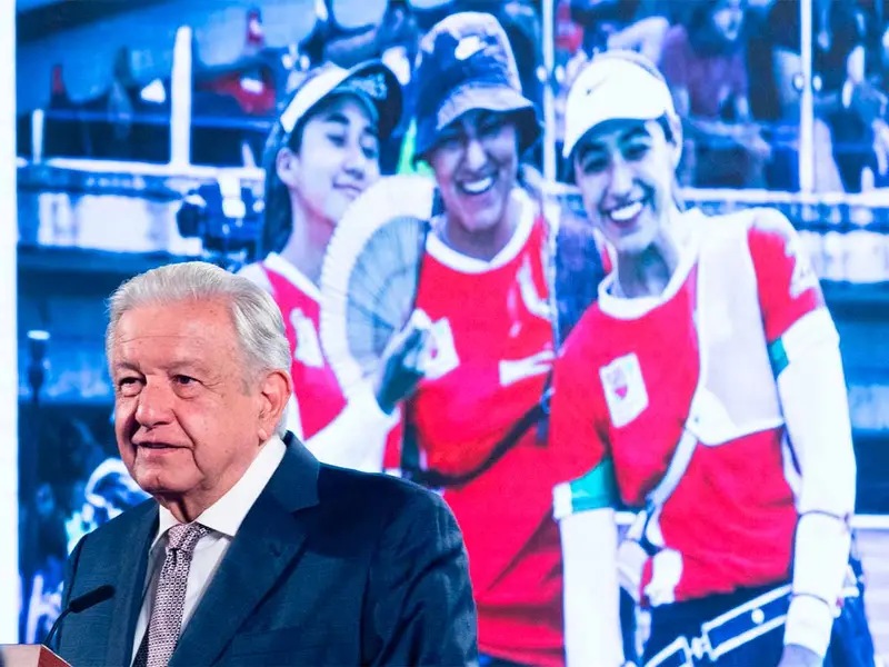 López Obrador defiende gestión de Ana Guevara