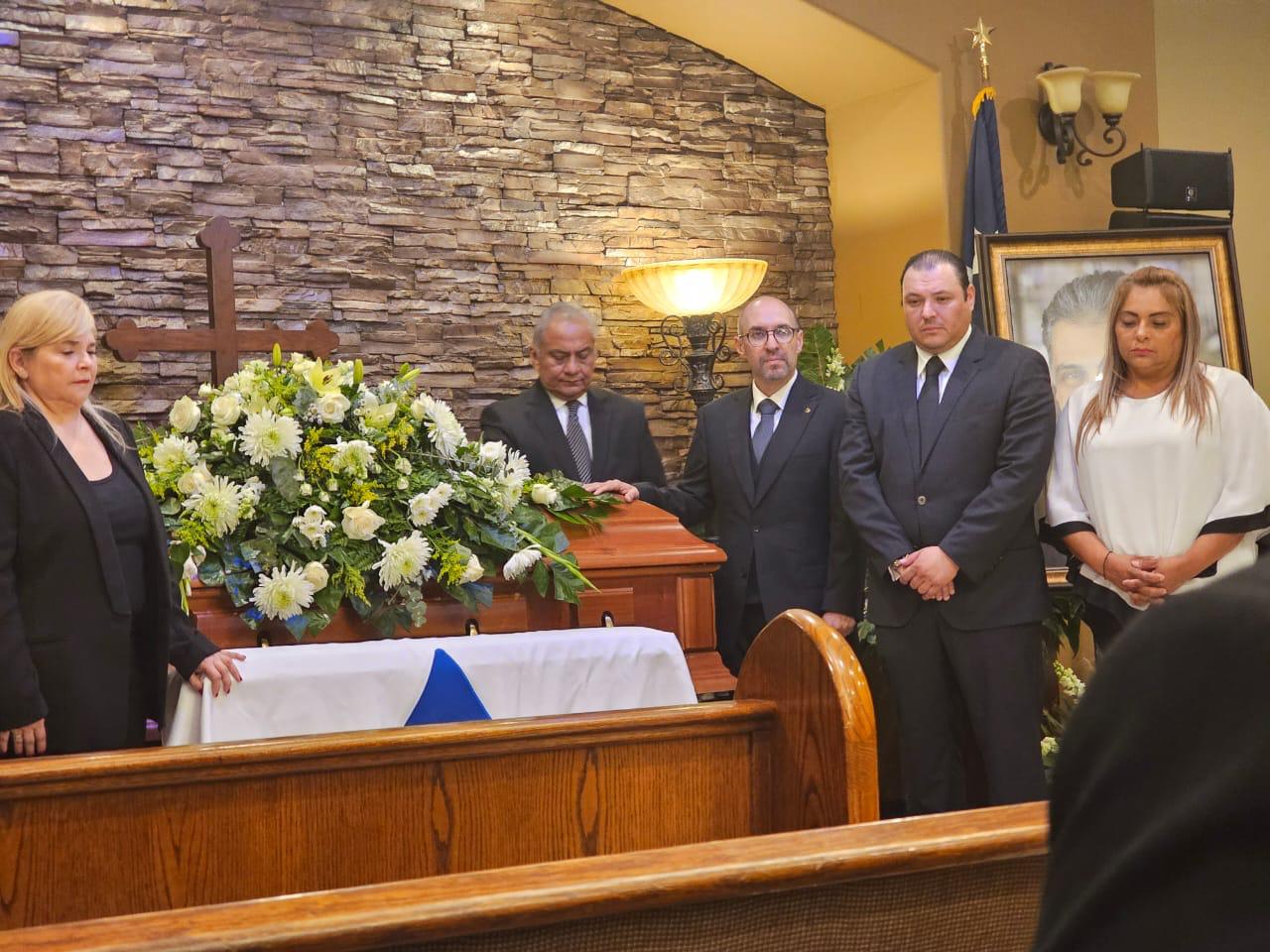 Familiares y amigos dieron el último adiós en Brownsville, Texas a Julio Almanza Armas
