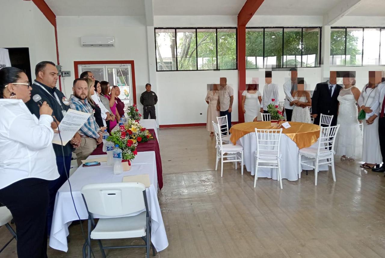 PPLs de CEDES Matamoros contraen nupcias en Campaña de Matrimonios Colectivos