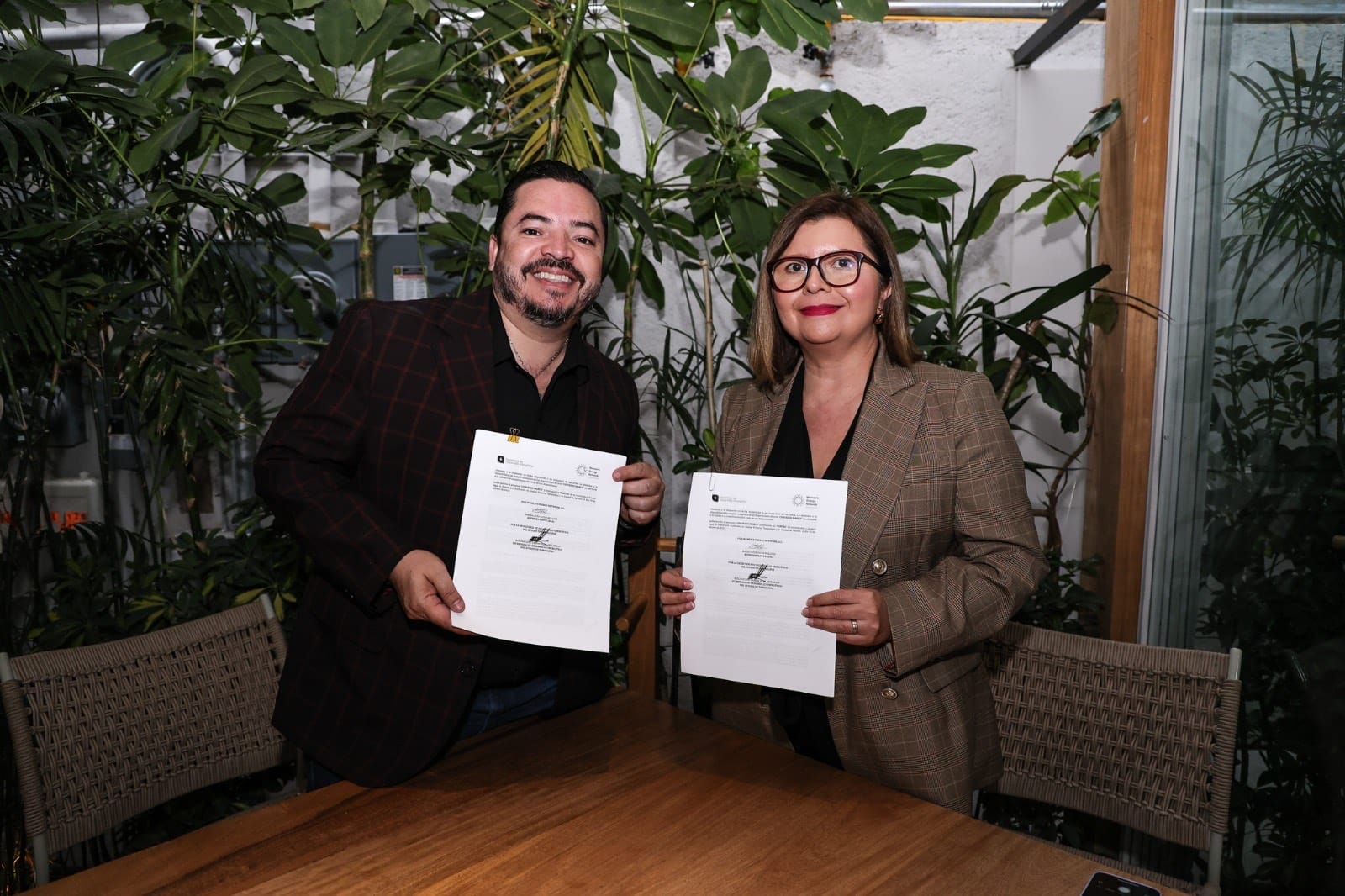 Firma SEDENER convenio para impulsar políticas de género en el sector energético