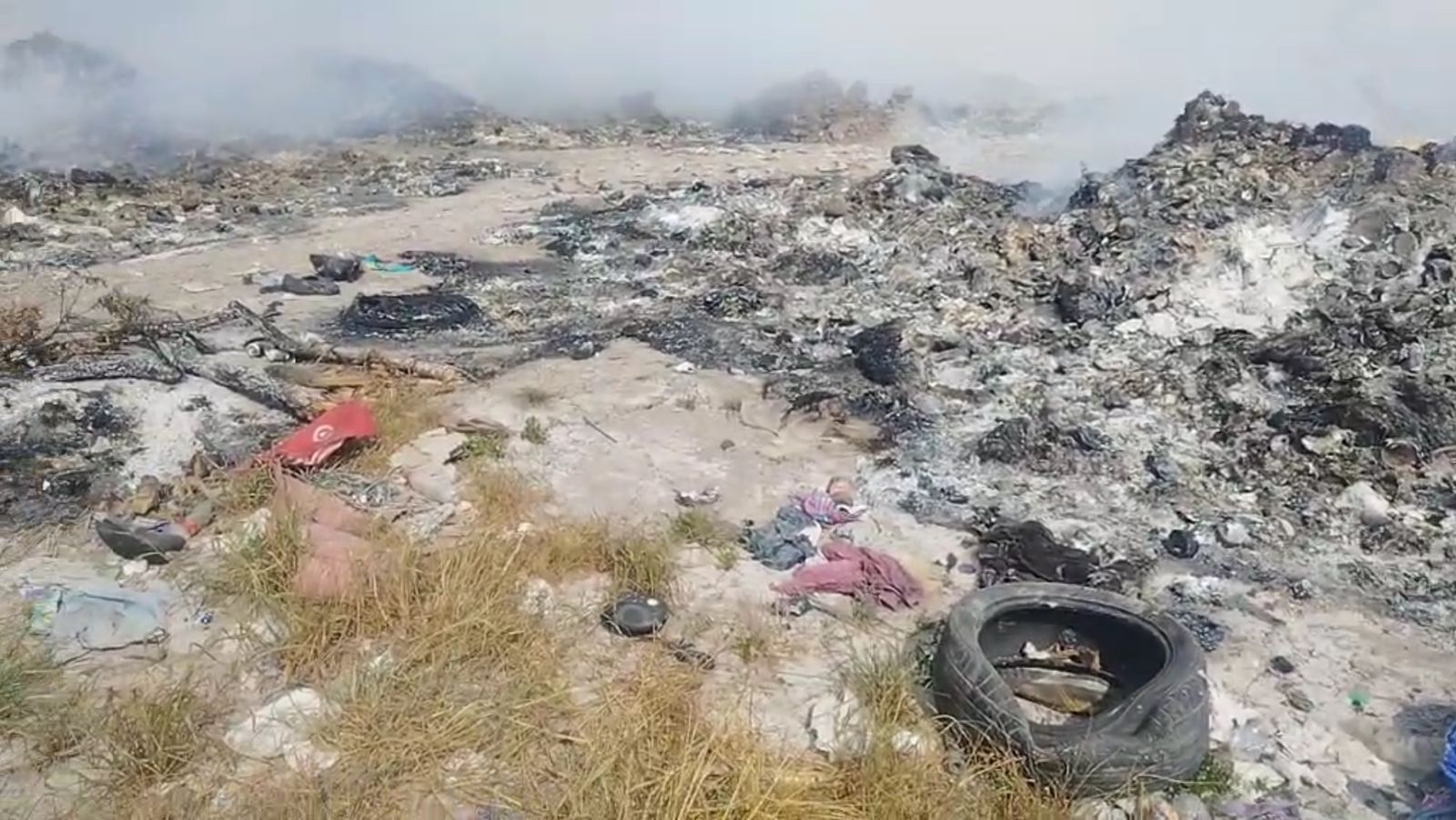 DESCUIDO EN EL RELLENO SANITARIO PROVOCA INCENDIO Y CONTAMINACIÓN EN MATAMOROS