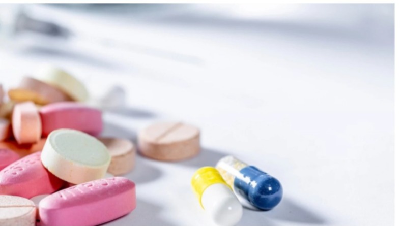 Tres estudiantes de secundaria se intoxican con pastillas en Durango
