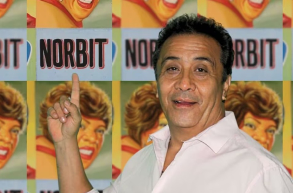 Alfonso Obregón, voz de “Shrek”, es liberado tras acusaciones de presunto abuso sexual