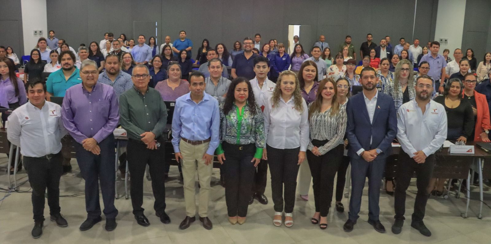 Capacitan a directivos de educación superior para mejorar procesos administrativos