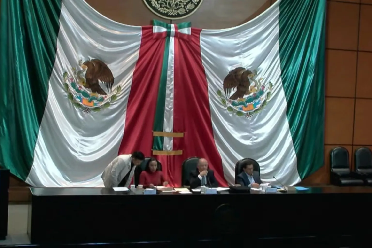 Avanza en comisión de Cámara de Diputados eliminación de órganos autónomos