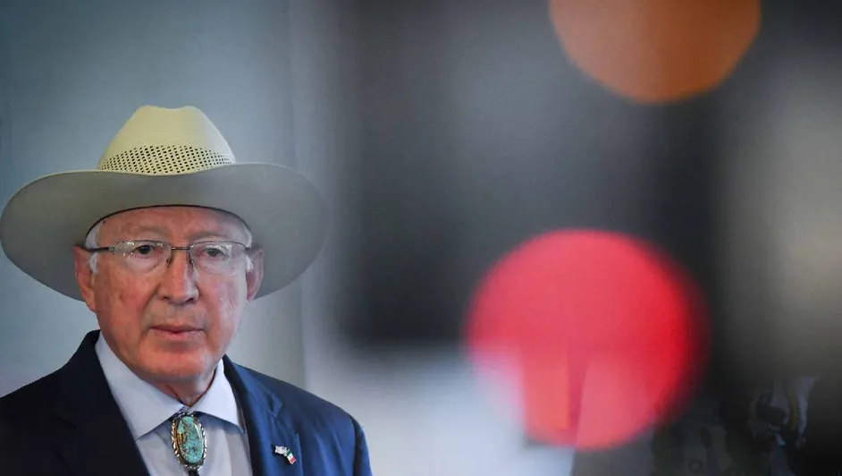 Ken Salazar afirma que la elección directa de jueces “es un riesgo para México”