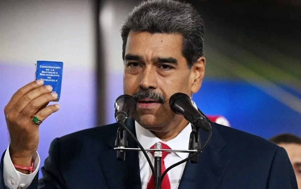 Romperá Maduro relaciones… ¡con WhatsApp!