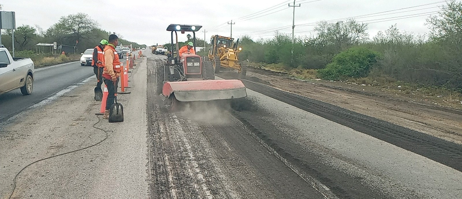 Realiza Secretaría de Obras Públicas trabajos de conservación en carreteras federales
