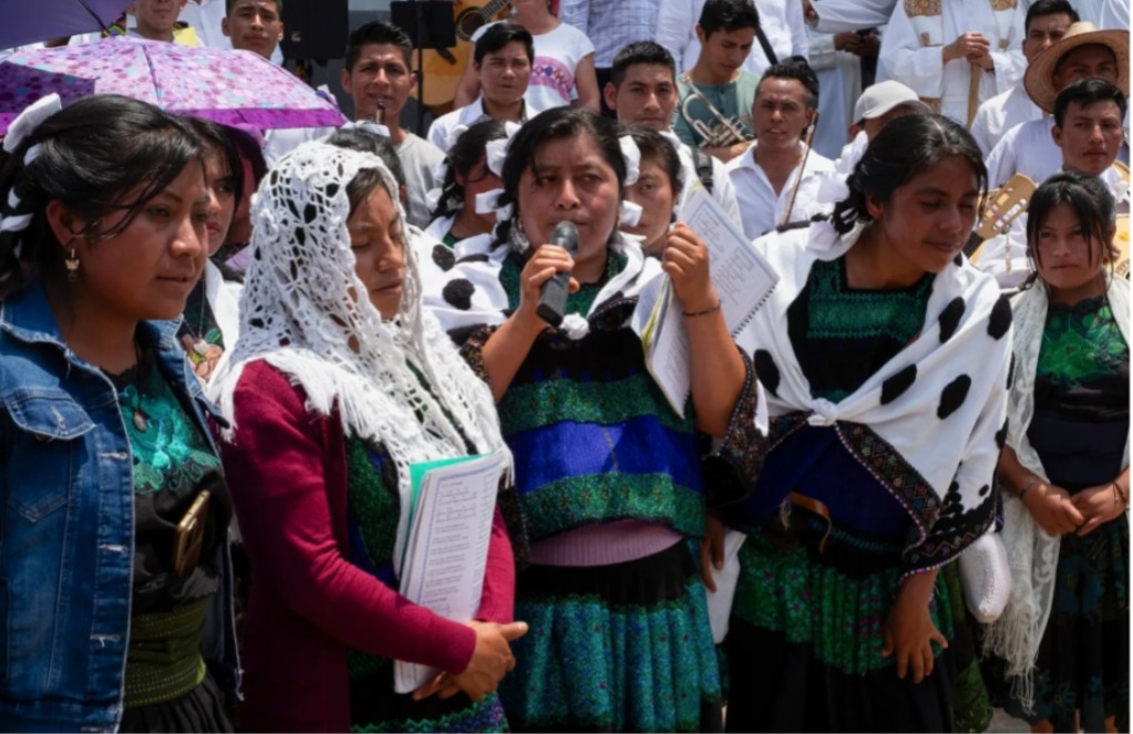 Más de 10 mil personas piden al gobierno de AMLO parar la violencia en Chiapas