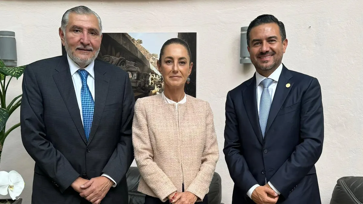 Miguel Ángel Yunes Márquez se reúne con Claudia Sheinbaum
