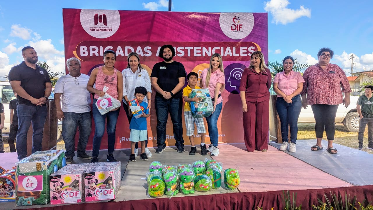 Lleva el Gobierno Municipal y el Sistema DIF brigada asistencial a Los Ébanos