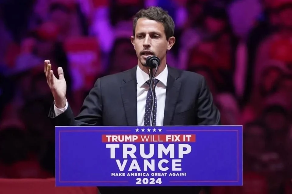 Puerto Rico llama ‘basura’ a burlas en mitin de Trump